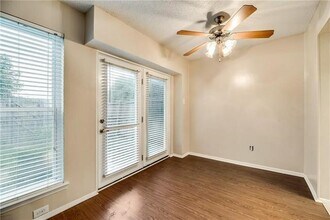 3101 Duck Creek Pkwy in Garland, TX - Building Photo - Building Photo