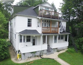 Roland Park Apartments in Baltimore, MD - Building Photo - Building Photo