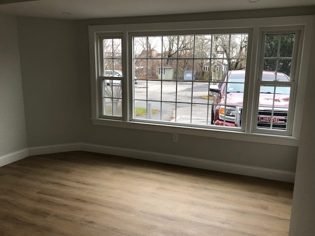 171 Main St, Unit Apartment 4 in Hyannis, MA - Foto de edificio - Building Photo