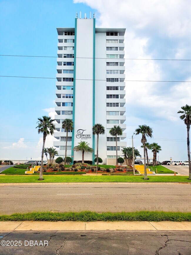 property at 2800 N Atlantic Ave