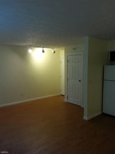 1725 Watson Rd SE in Heath, OH - Foto de edificio - Building Photo