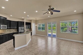 10398 Waterside Ct in Coral Springs, FL - Building Photo - Building Photo