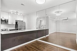 304 S Habana Ave in Tampa, FL - Building Photo