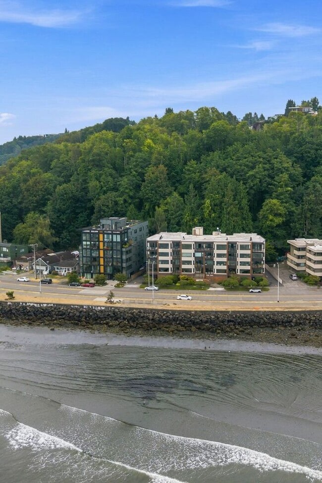 property at 1140 Alki Ave SW