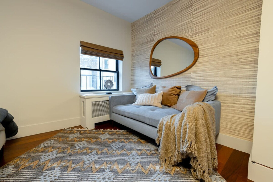 112 E 10th St in New York, NY - Foto de edificio