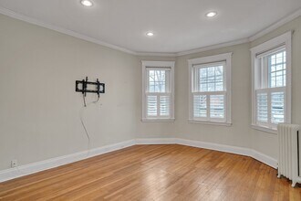 315 Allston St, Unit 1 in Boston, MA - Building Photo - Building Photo