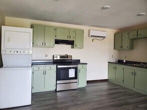 237 Kingsley Dr in Harrogate, TN - Building Photo - Building Photo