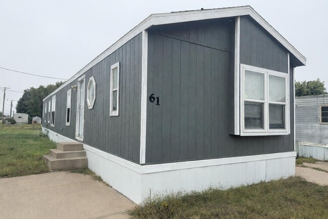 5501 9th St in Great Bend, KS - Foto de edificio - Building Photo