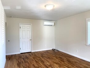 1307 Trevitt St in The Dalles, OR - Building Photo - Building Photo