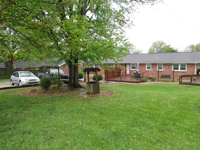 141 Todd Dr in Mount Washington, KY - Building Photo - Building Photo