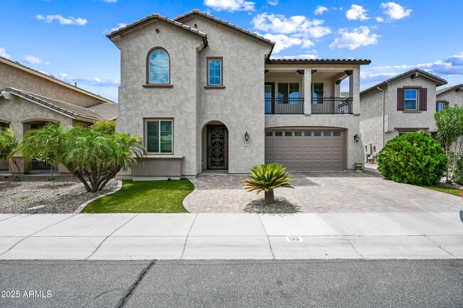 property at 133 E Prescott Dr