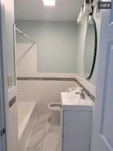 79 McLellan St, Unit 3 in Boston, MA - Building Photo - Building Photo