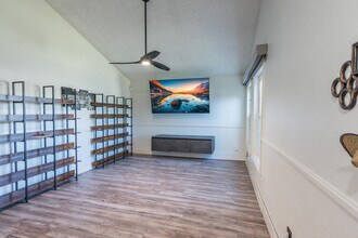 44202 Fig Ave in Lancaster, CA - Building Photo - Building Photo