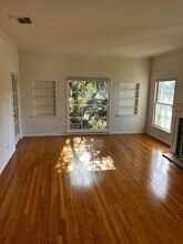 10374 La Grange Ave in Los Angeles, CA - Building Photo - Building Photo