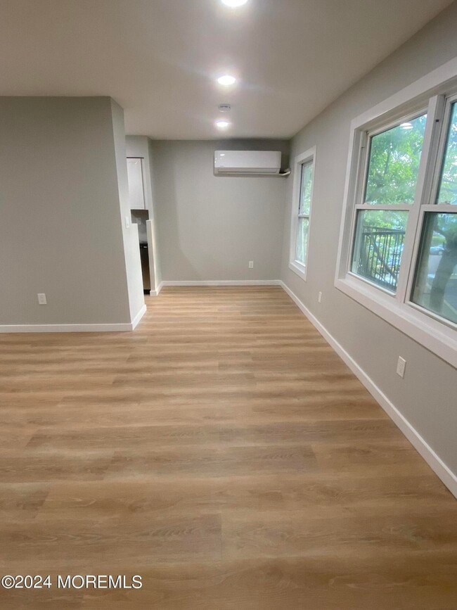 407 8th Ave in Asbury Park, NJ - Building Photo - Building Photo