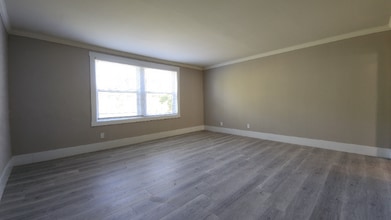 813 Westwood Dr in Clayton, MO - Foto de edificio - Building Photo