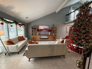 12822 Skyknoll Ln in Houston, TX - Building Photo - Building Photo