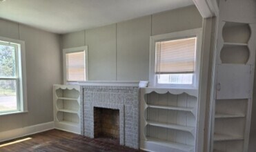 2116 20th St in Lubbock, TX - Building Photo - Building Photo