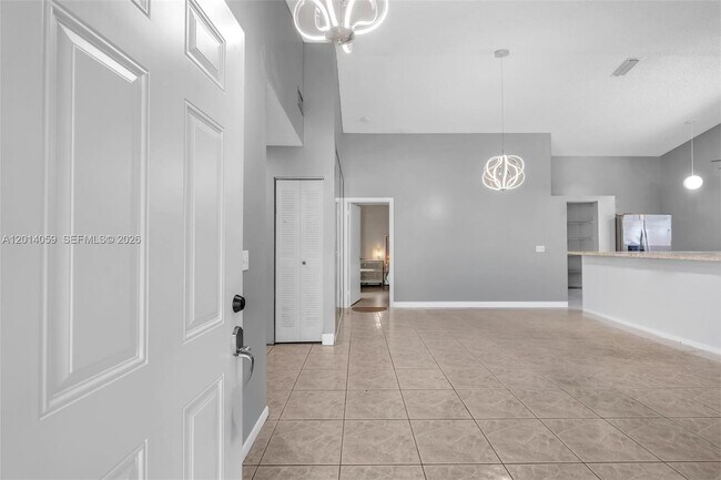 1308 E Glen Oak Rd in North Lauderdale, FL - Building Photo - Building Photo