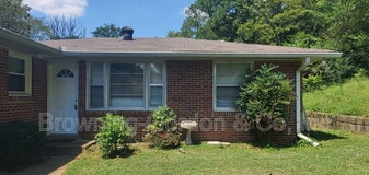 4924 Briarwood Dr in Nashville, TN - Building Photo