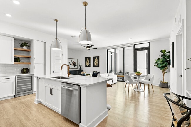 NOVEL Beach Park by Crescent Communities in Tampa, FL - Foto de edificio - Building Photo