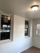 118 E 21st St, Unit 1 in Chester, PA - Building Photo