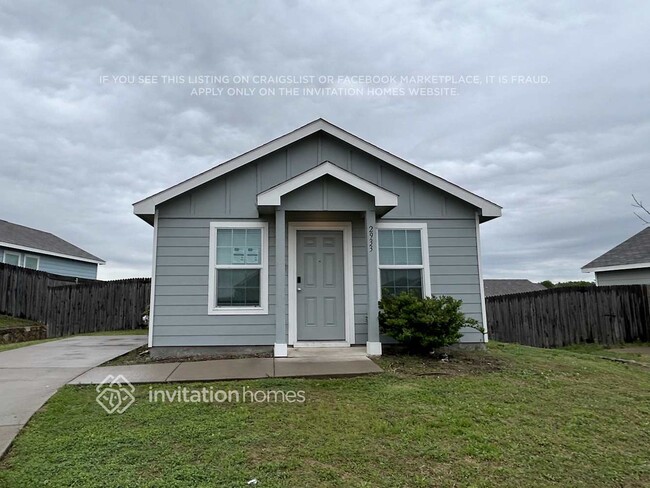 property at 2933 Greenhorn Ave