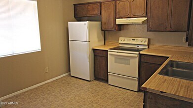 4650 E Caballero St-Unit -2 in Mesa, AZ - Building Photo - Building Photo