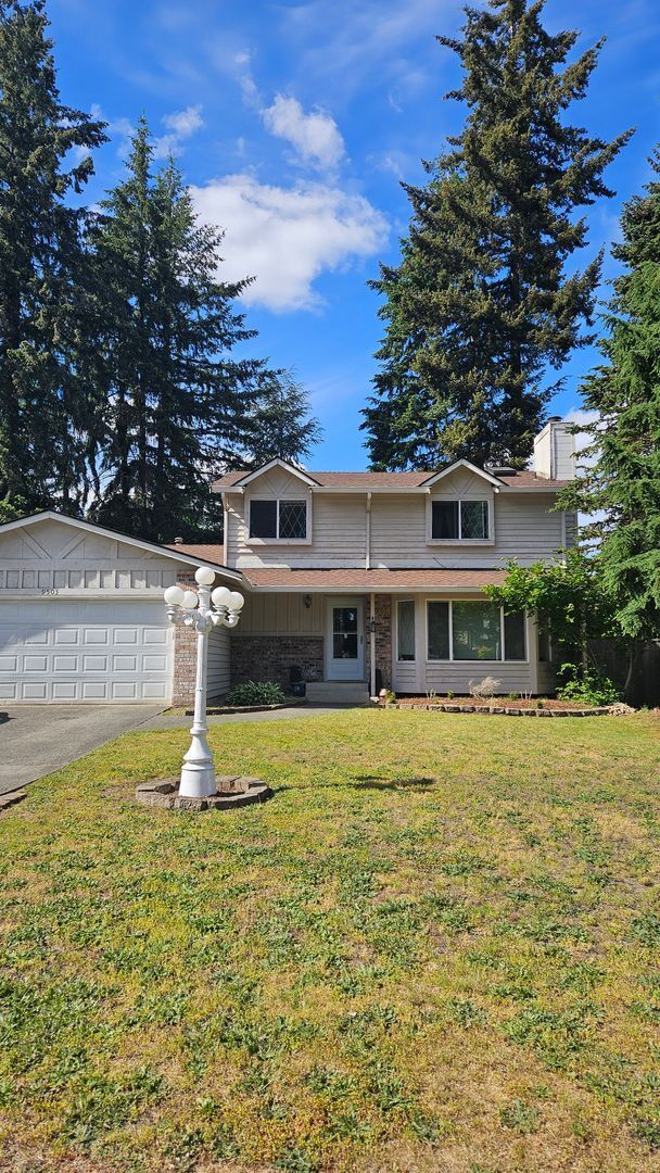 property at 9503 166th St E