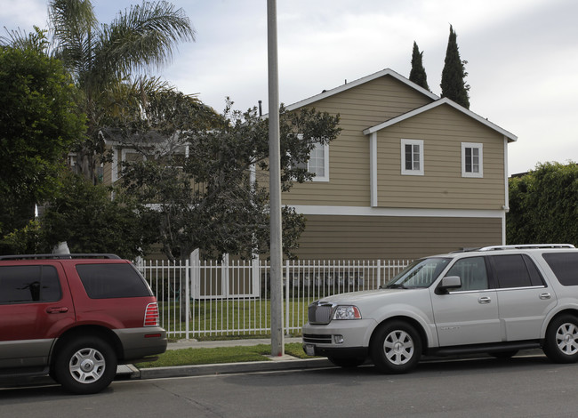 5762 Kingman Ave in Buena Park, CA - Building Photo - Building Photo