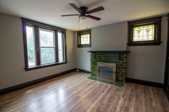 4247 Grace Ave-Unit -4247A in St. Louis, MO - Foto de edificio - Building Photo