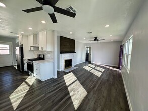 4139 Gaviota Ave in Long Beach, CA - Building Photo - Building Photo