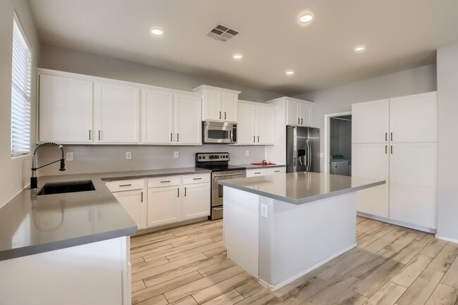 11720 W Foothill Ct in Sun City, AZ - Building Photo - Building Photo