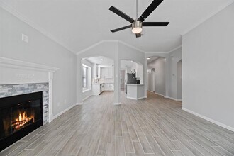 12215 Browning Dr in Montgomery, TX - Building Photo - Building Photo