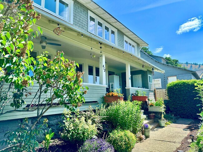 412 E Jewett Blvd in White Salmon, WA - Building Photo - Building Photo