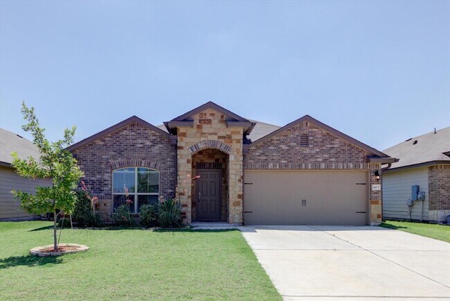 403 Kyra Ln in Taylor, TX - Building Photo - Building Photo