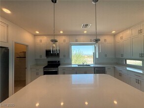 7776 Rose Rock Way in Las Vegas, NV - Building Photo - Building Photo