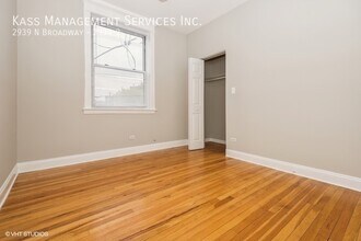 2939 N Broadway in Chicago, IL - Building Photo - Building Photo