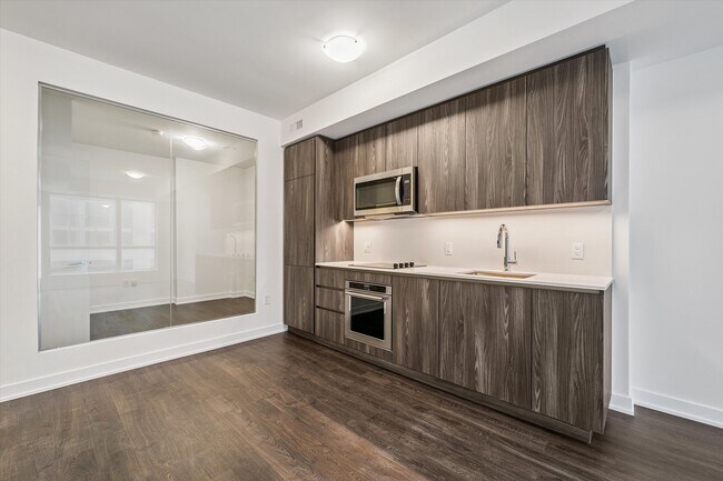 15 Richardson St in Toronto, ON - Building Photo - Building Photo