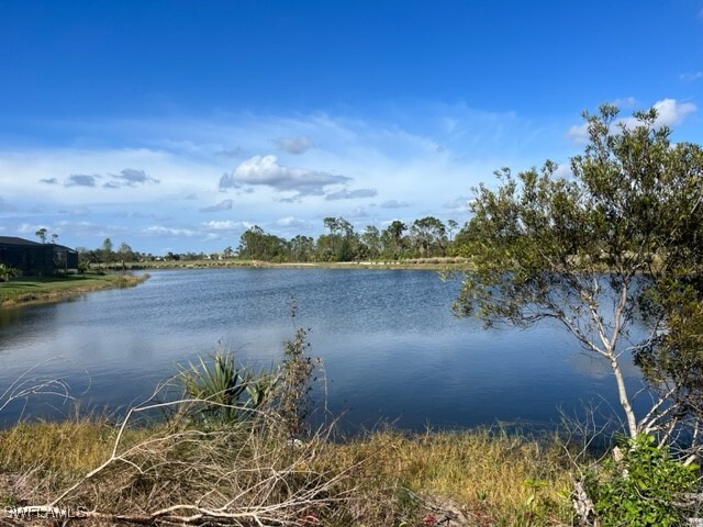 3963 Cross Water Dr in North Fort Myers, FL - Foto de edificio - Building Photo