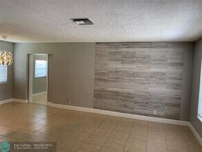 150 NW 42nd Ct in Pompano Beach, FL - Building Photo - Building Photo