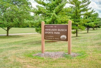 4819 Middletowne St, Unit I in Columbus, OH - Building Photo - Building Photo