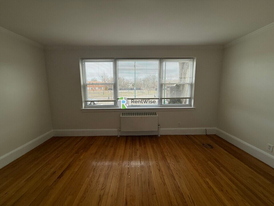 491 Arborway in Boston, MA - Building Photo