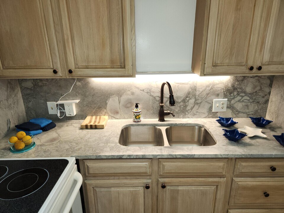 106 Suffolk C in Boca Raton, FL - Building Photo