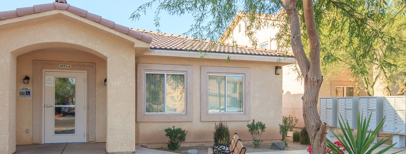 Calexico Family Apartments in Calexico, CA - Building Photo