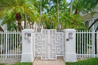 731 6th St in Miami Beach, FL - Building Photo - Building Photo