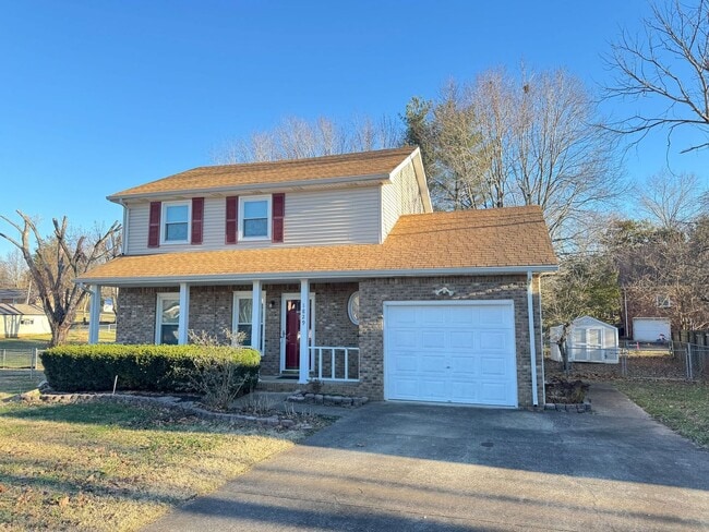 1829 Bourne Cir in Clarksville, TN - Building Photo - Building Photo