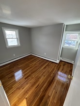 131 Main St in Plaistow, NH - Building Photo - Building Photo