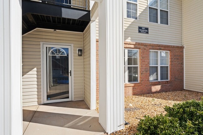 2401 Vancastle Way in Raleigh, NC - Building Photo - Building Photo