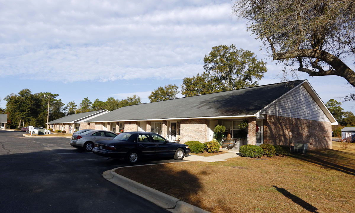 Country Haven Apartments in Milton, FL - Building Photo